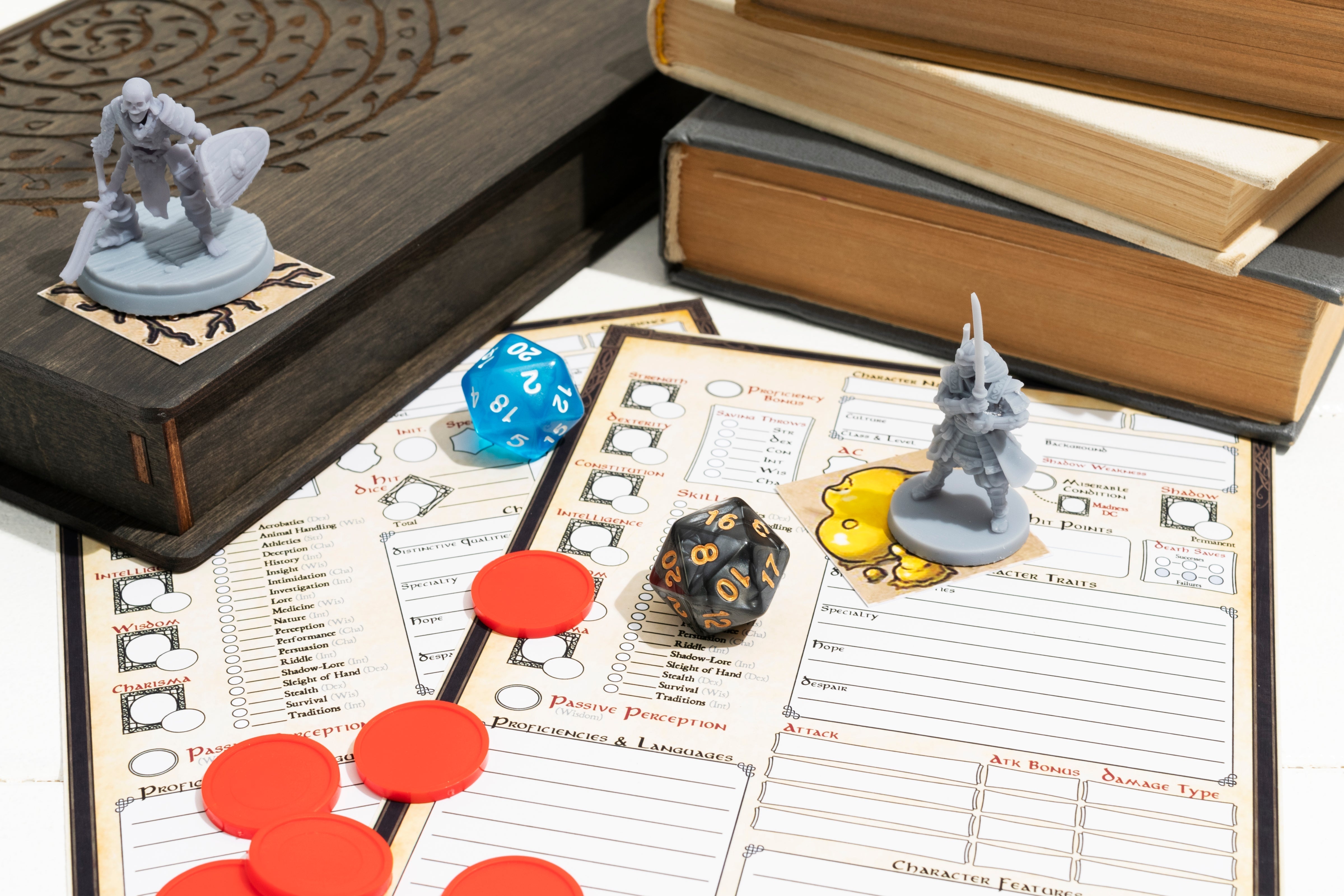 A Guide to D&D Dice: How to Choose the Set That's Right for You – Soar ...