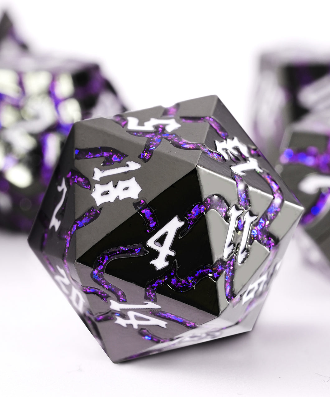 Beautiful Gunmetal Purple Glitter Cracks Metal Dice Set